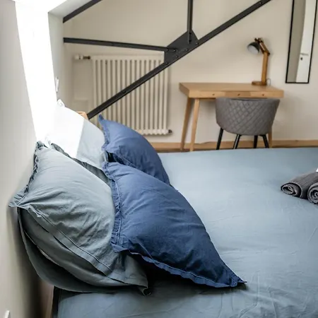 La Canopee Apartment *